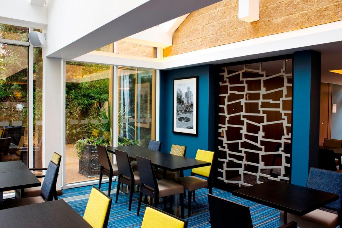 Holiday Inn Express Windsor By Ihg Dış mekan fotoğraf