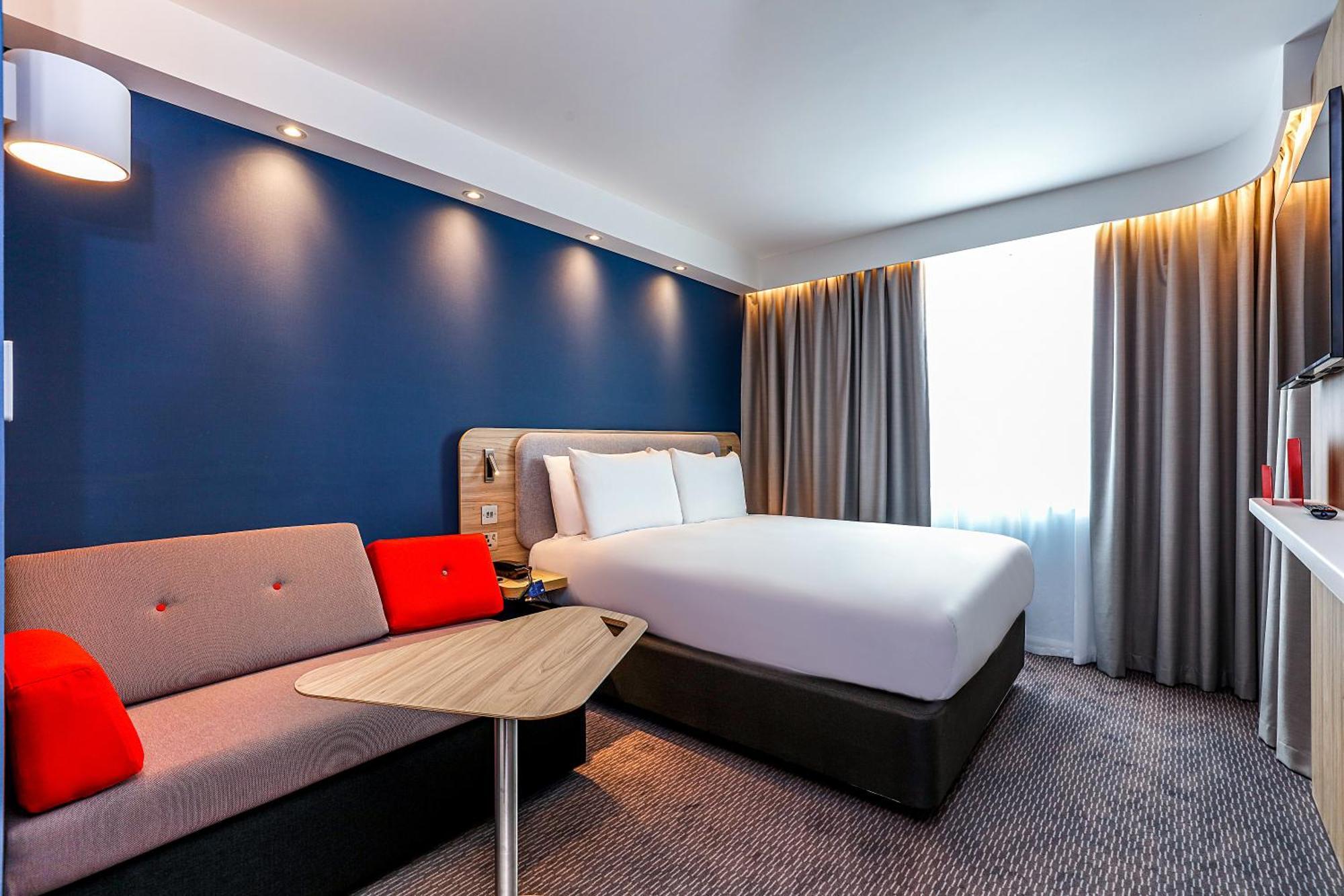 Holiday Inn Express Windsor By Ihg Dış mekan fotoğraf