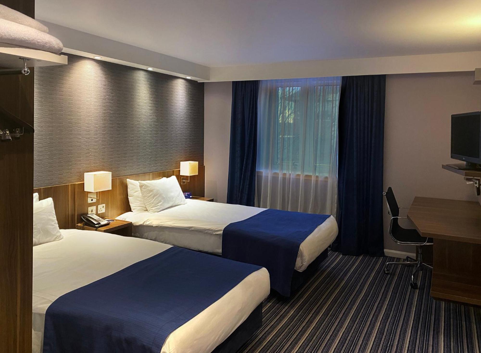 Holiday Inn Express Windsor By Ihg Dış mekan fotoğraf
