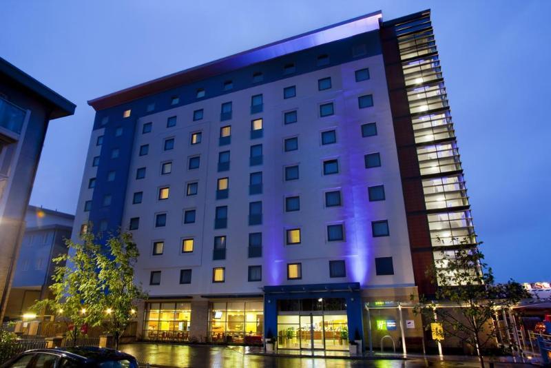 Holiday Inn Express Windsor By Ihg Dış mekan fotoğraf