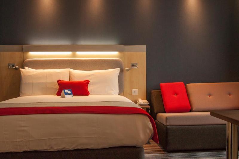 Holiday Inn Express Windsor By Ihg Dış mekan fotoğraf