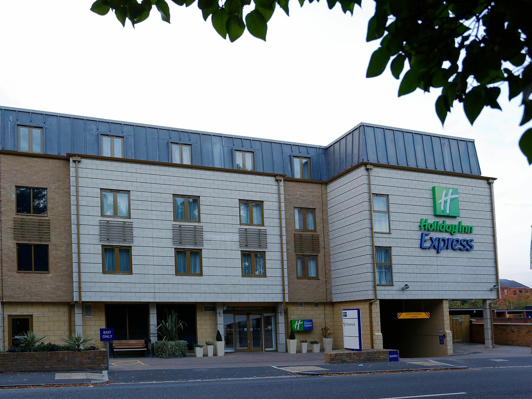 Holiday Inn Express Windsor By Ihg Dış mekan fotoğraf